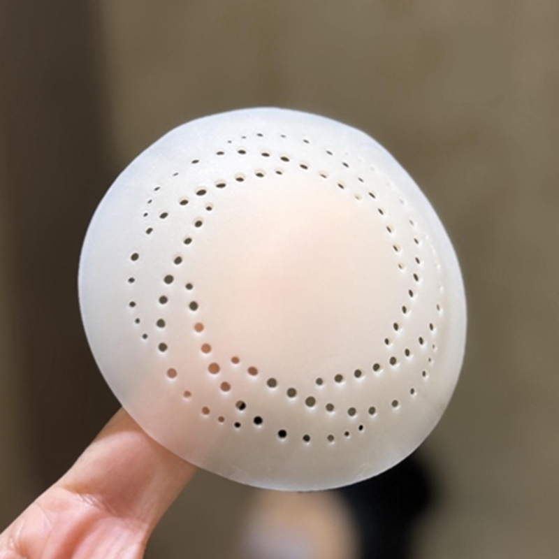 男性用乳首カバー シリコン製 見えないブラ 胸パッド 透け防 - Silicone Bra Adhesive のレビューと価格